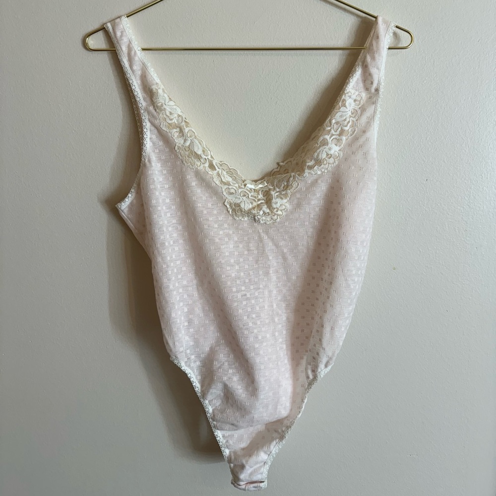 Vintage Amelia’s lace teddy, pink and cream bodysuit medium